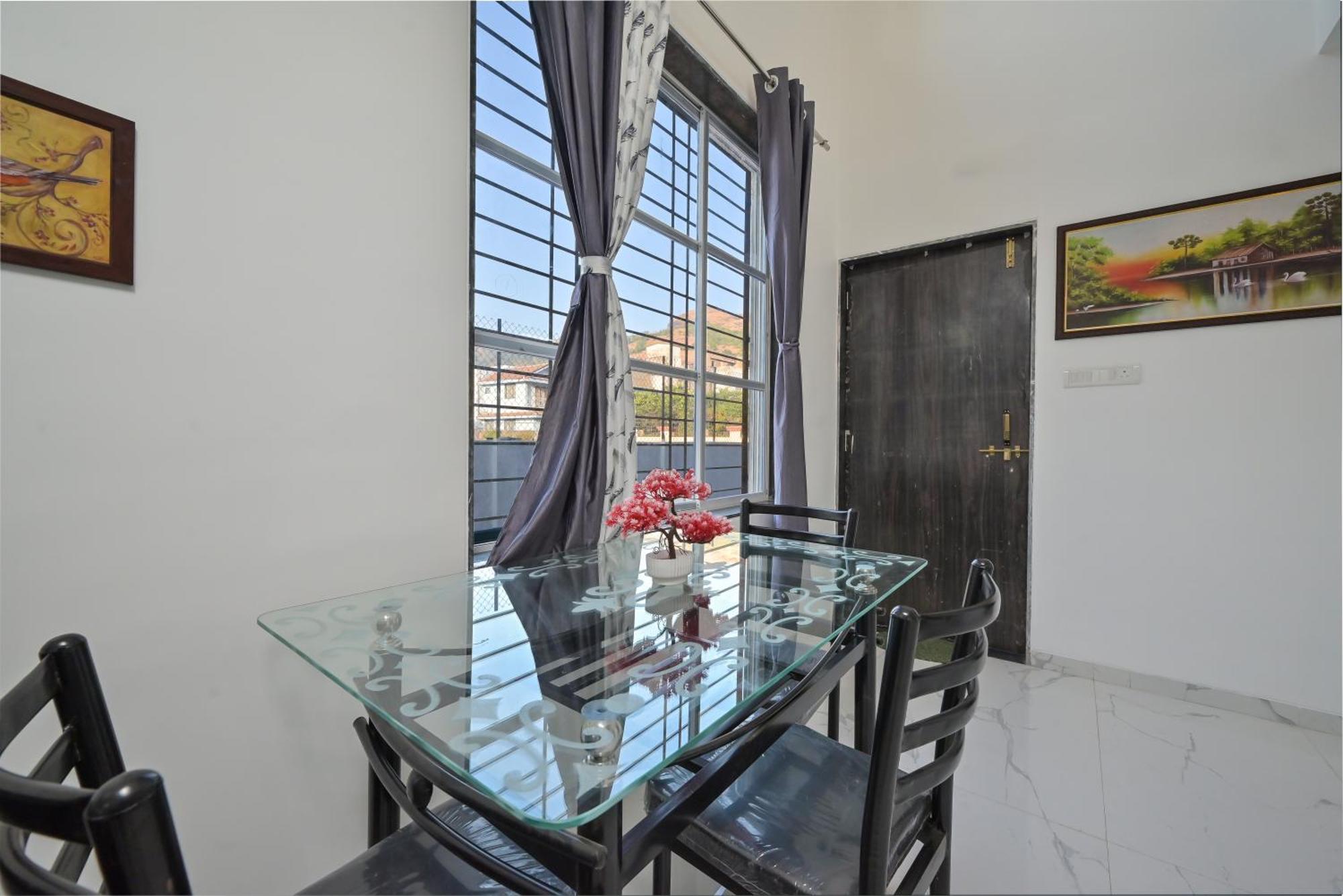 Empyrean Stay Ll 2Bhk Ll Ac Ll Jannat Villa Ll Private Swimming Pool لونافالا المظهر الخارجي الصورة